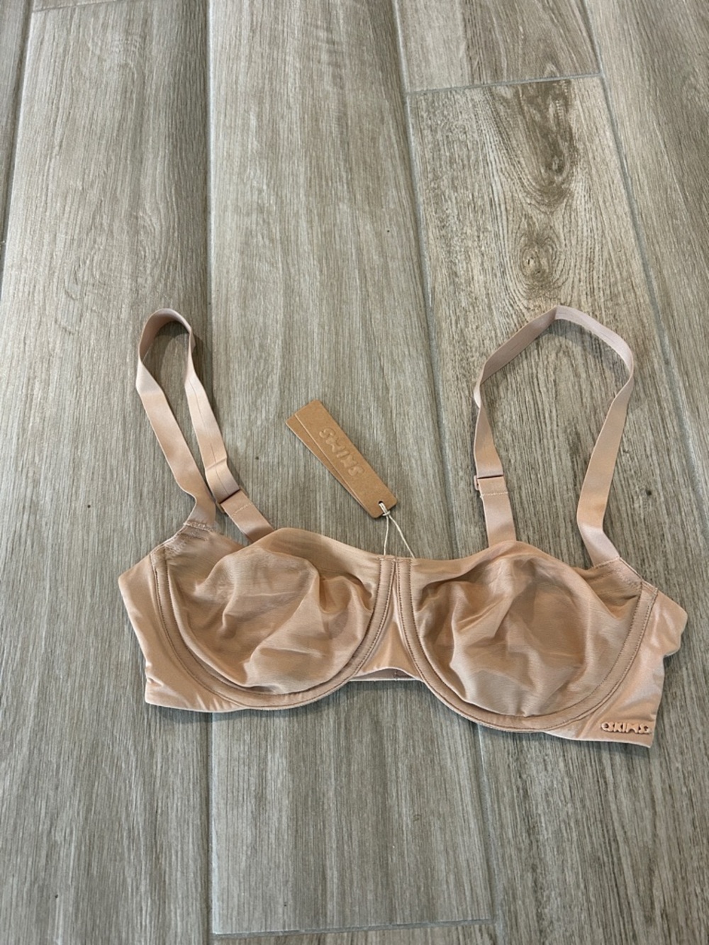 SKIMS mesh bra NWT